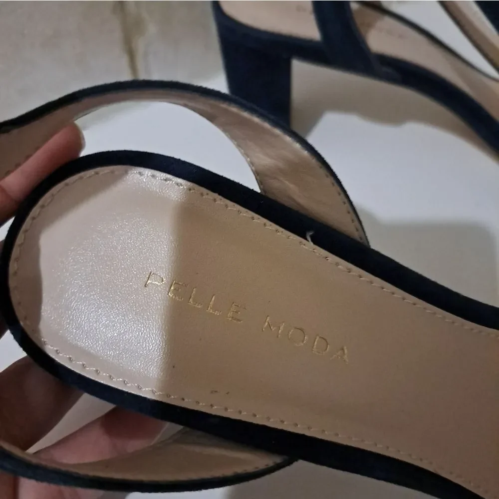 Pelle Moda Midnight Blue Suede Heels size 9.5 - Picture 4 of 5